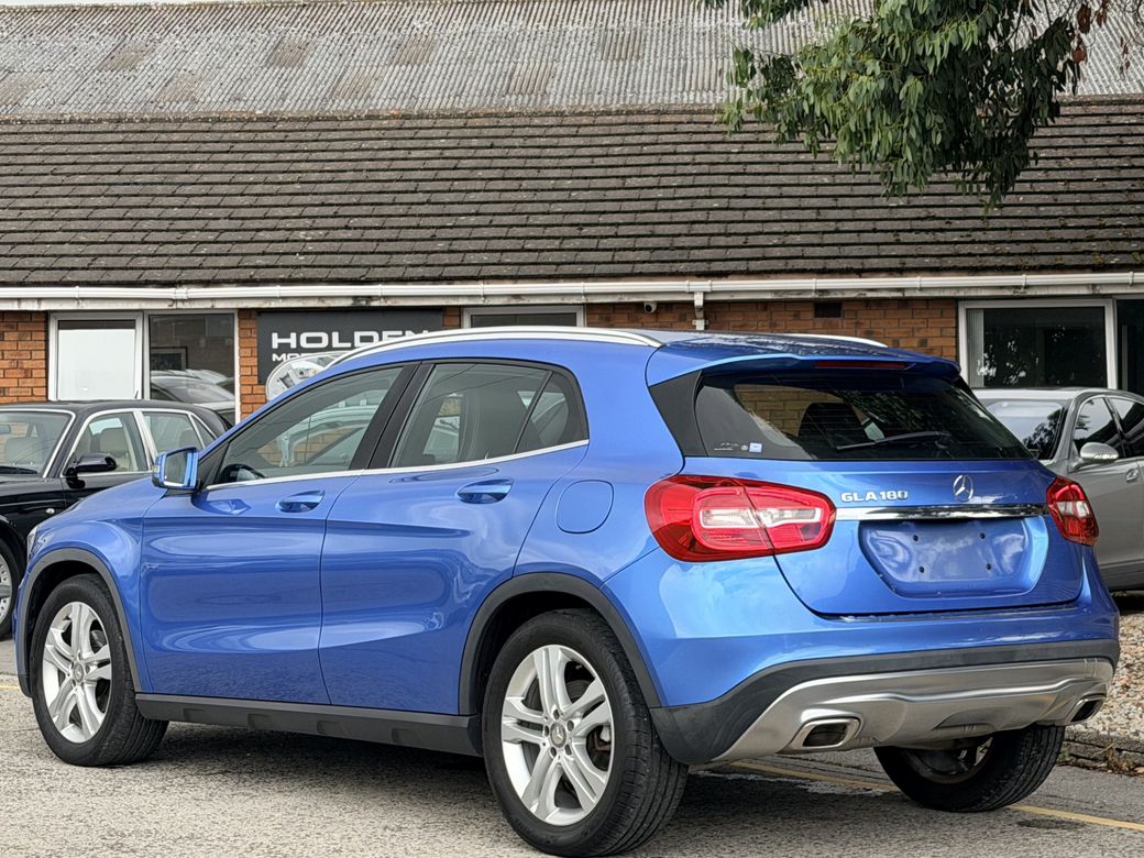 2016 Mercedes-Benz GLA 180
