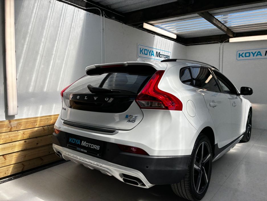 2016 Volvo V40 Cross Country