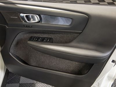 2022 Volvo XC40