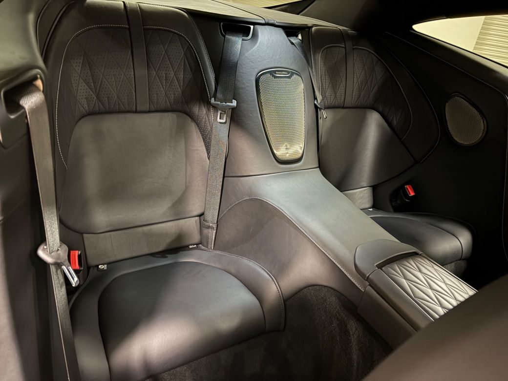 2024 Aston Martin DB12