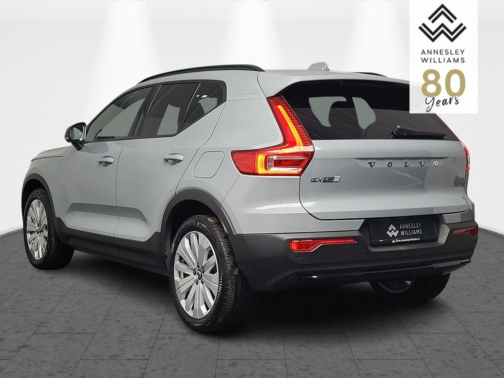 2026 Volvo EX40