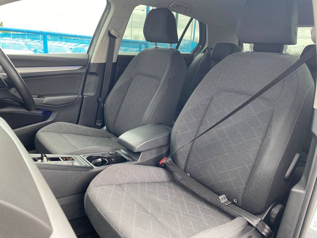 2023 Volkswagen Golf