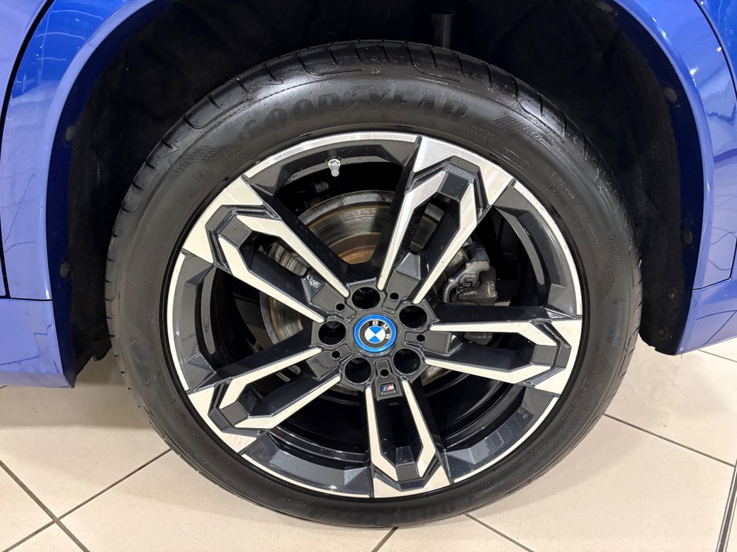 2023 BMW iX1