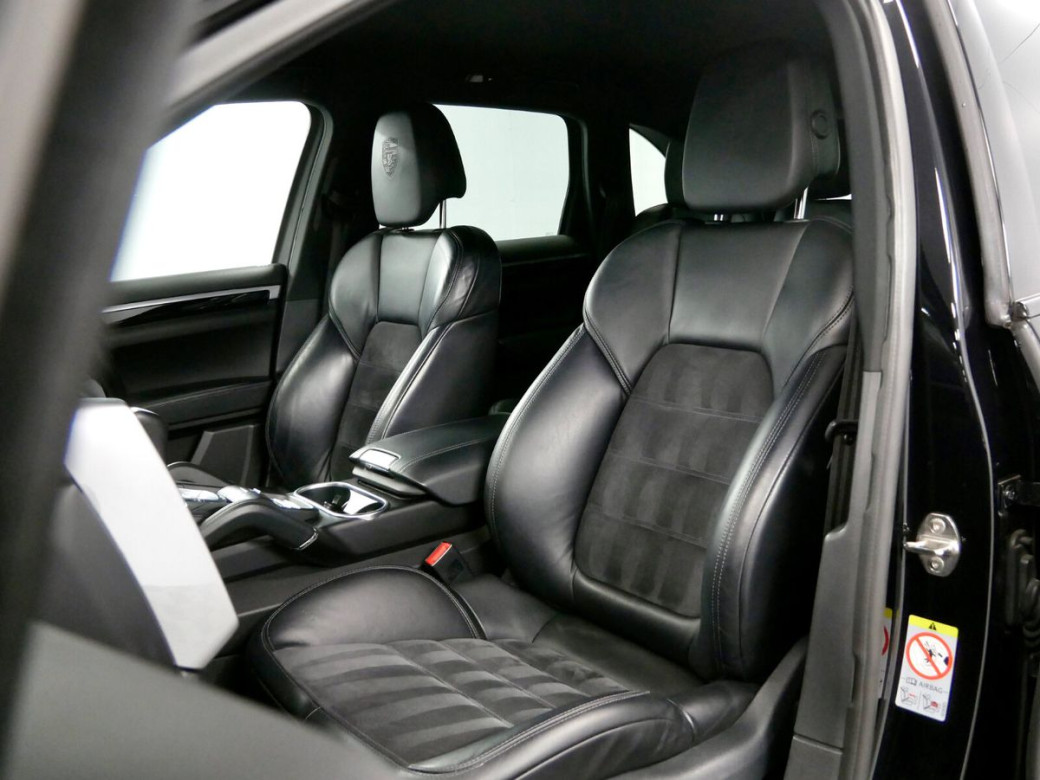 2017 Porsche Cayenne
