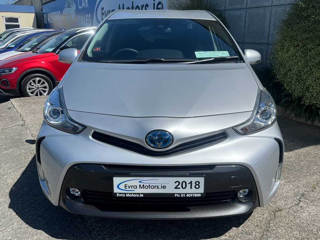 2019 Toyota Prius Alpha