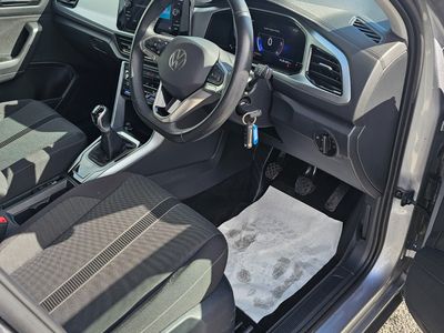 2023 Volkswagen T-Roc