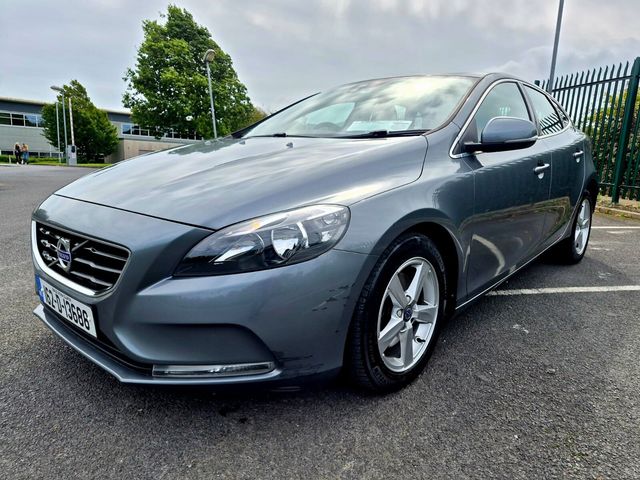 2016 Volvo V40