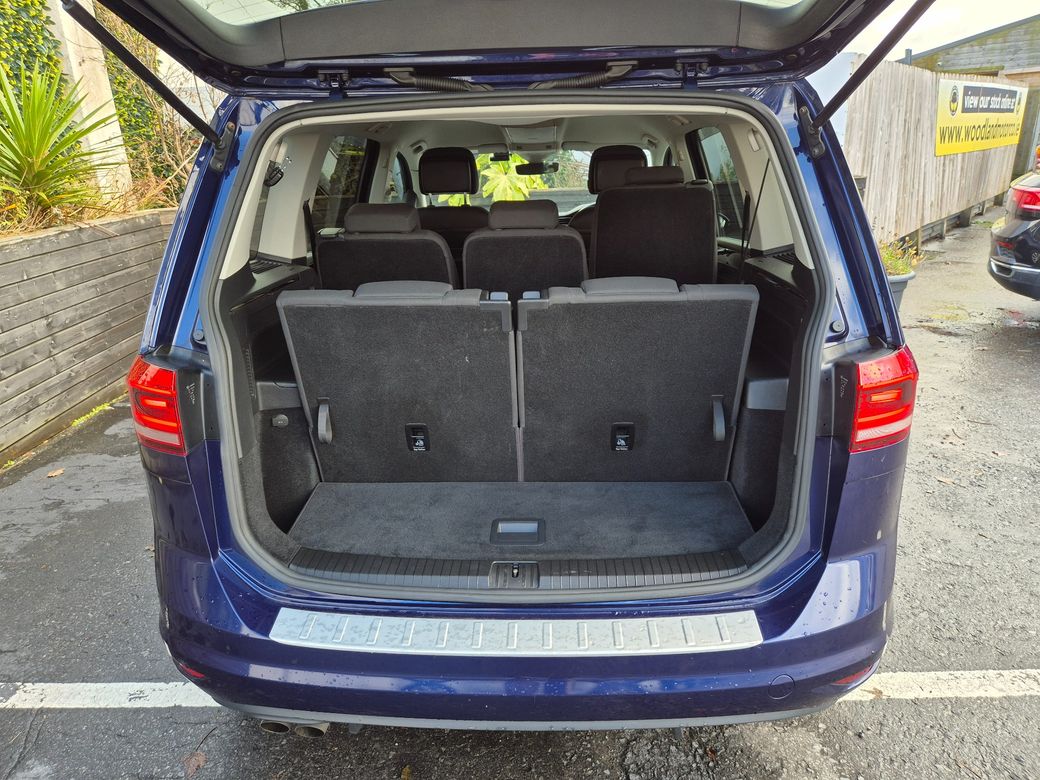 2017 Volkswagen Touran