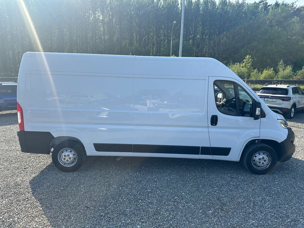 2023 Opel Movano