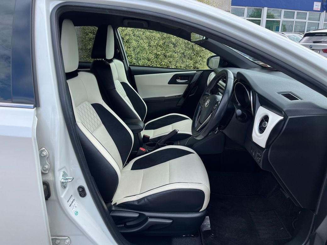 2018 Toyota Auris