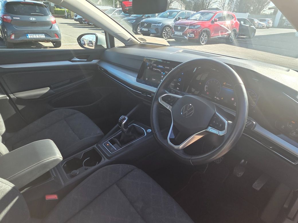 2023 Volkswagen Golf