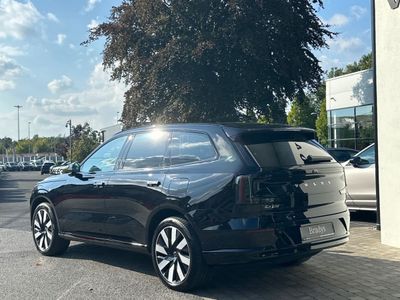 2026 Volvo EX90