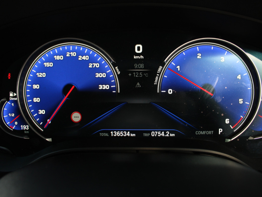 2017 BMW 523