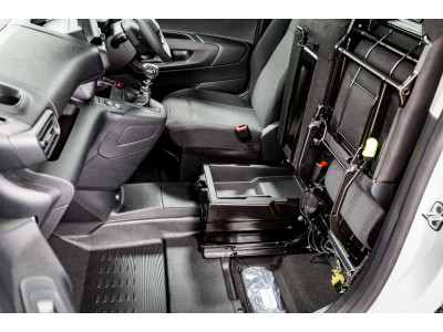 2025 Peugeot Partner