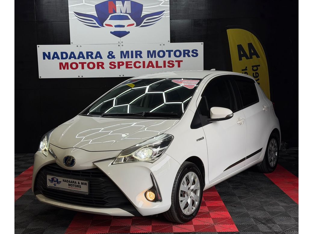 2017 Toyota Vitz