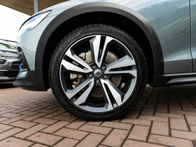 2021 Volvo V60