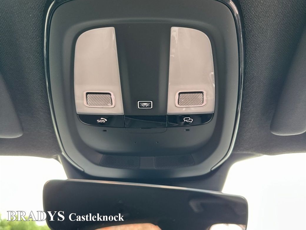 2024 Volvo XC40