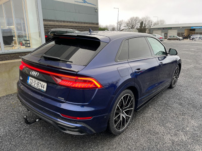 2022 Audi Q8