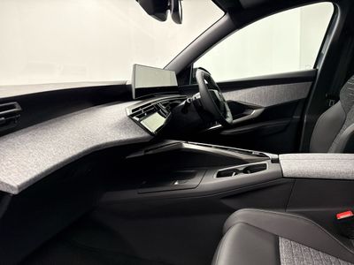 2025 Peugeot 5008
