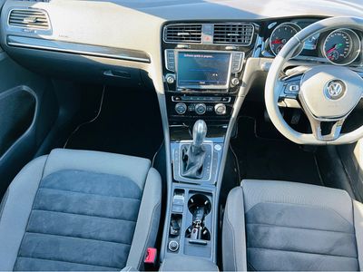 2017 Volkswagen Golf