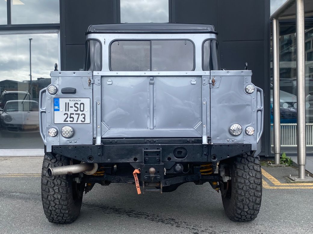 2011 Land Rover Defender