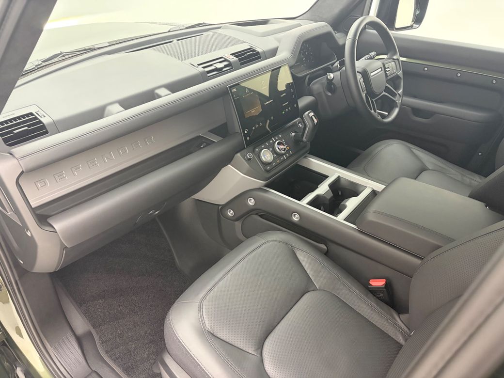 2026 Land Rover Defender
