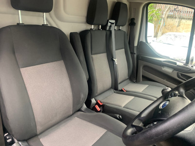 2022 Ford Transit Custom