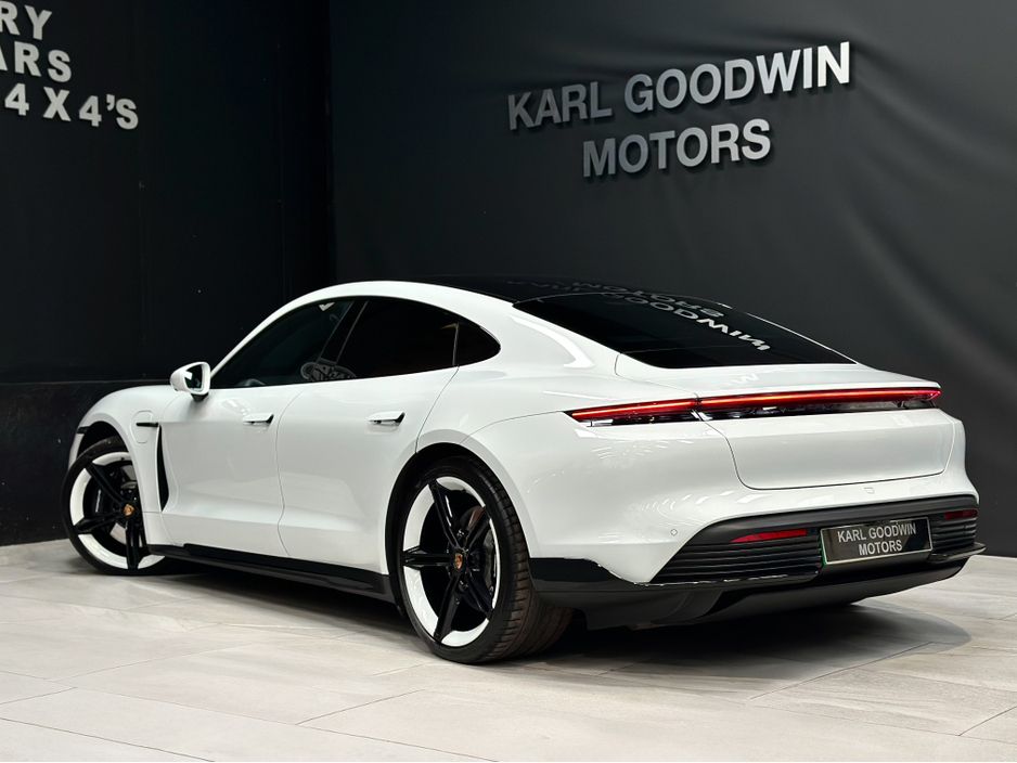 2024 Porsche Taycan