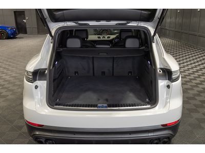 2022 Porsche Cayenne