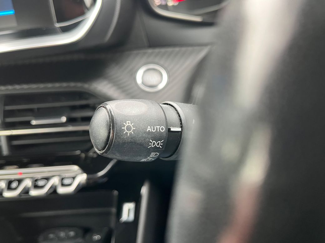 2020 Peugeot 208