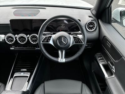 2025 Mercedes-Benz GLB Class