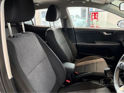 2025 Kia Stonic