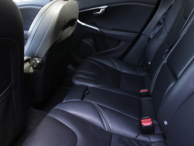 2016 Volvo V40
