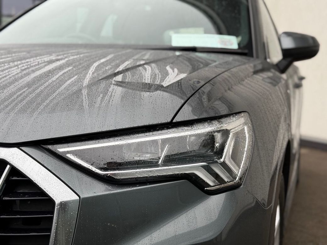 2022 Audi Q3