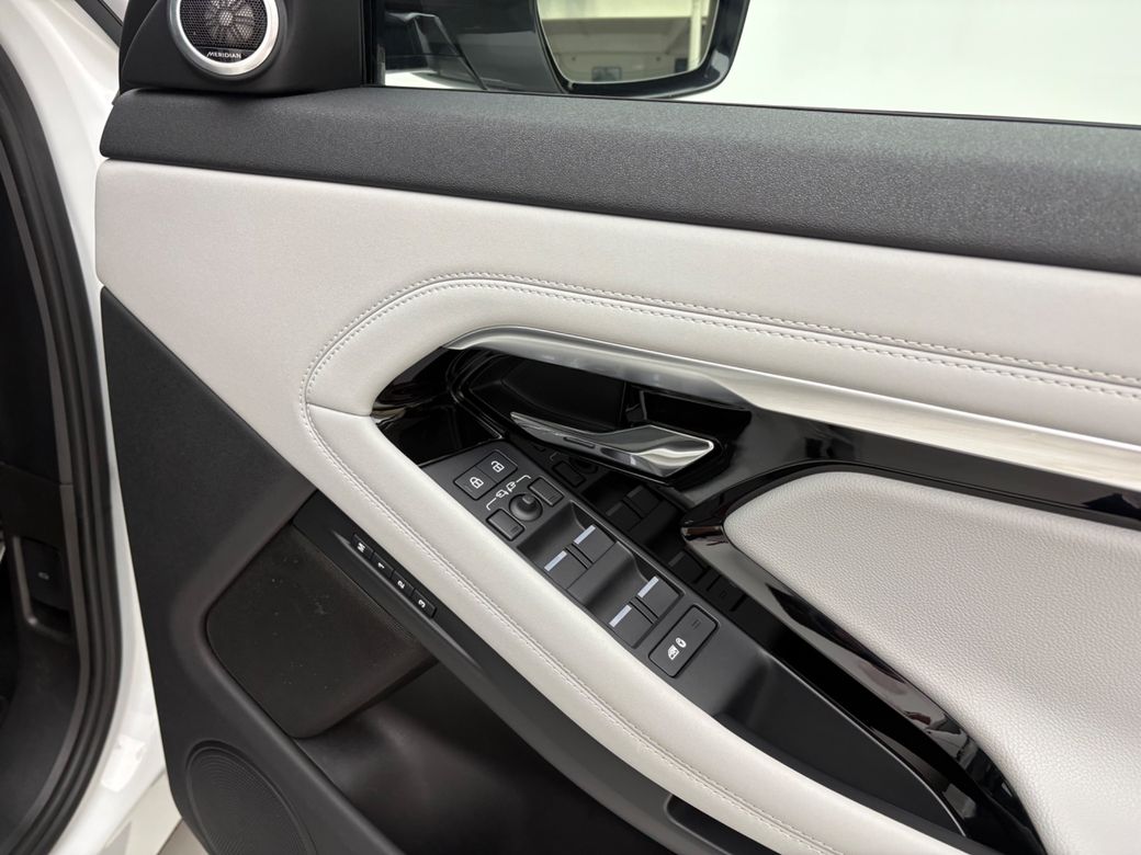 2023 Land Rover Range Rover Evoque