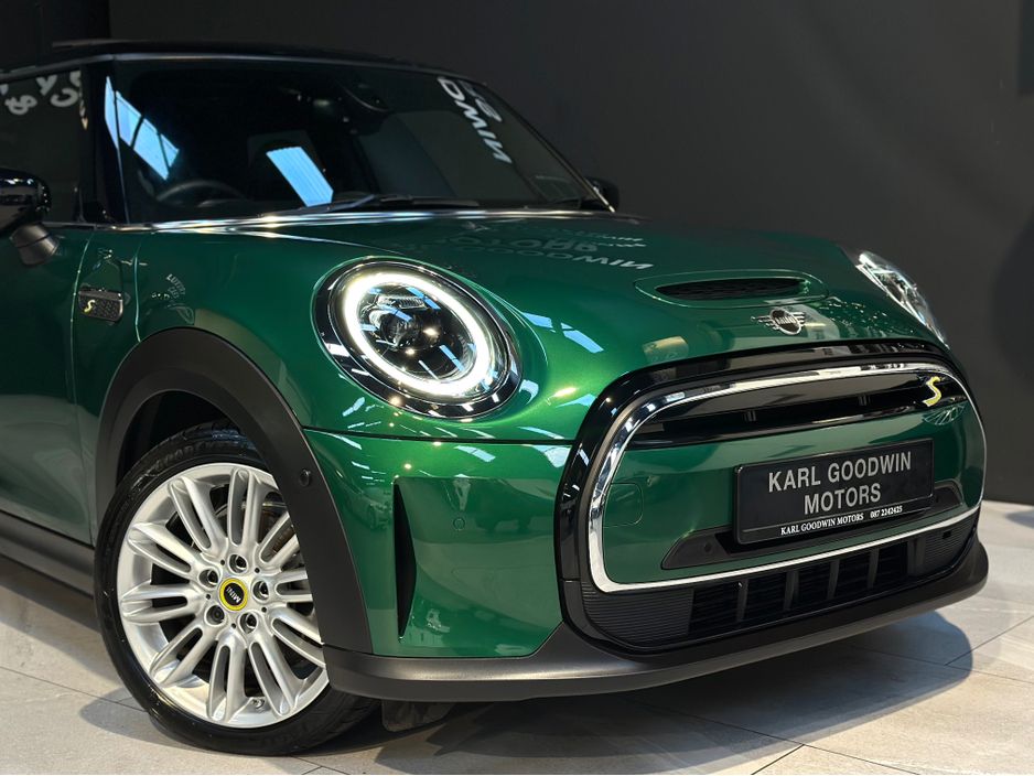 2024 Mini Hatch