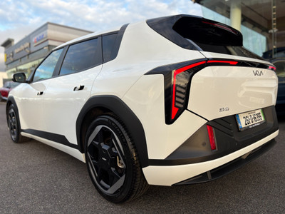 2026 Kia EV4