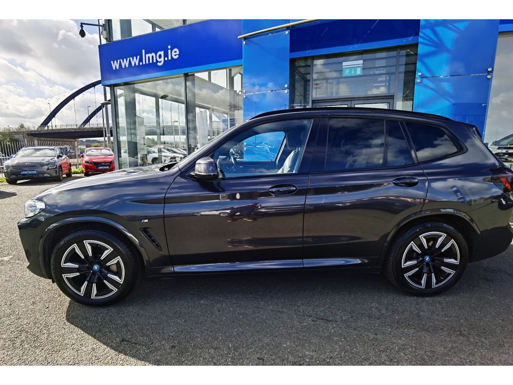 2022 BMW iX3