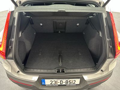 2023 Volvo XC40