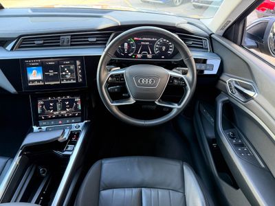 2022 Audi e-tron