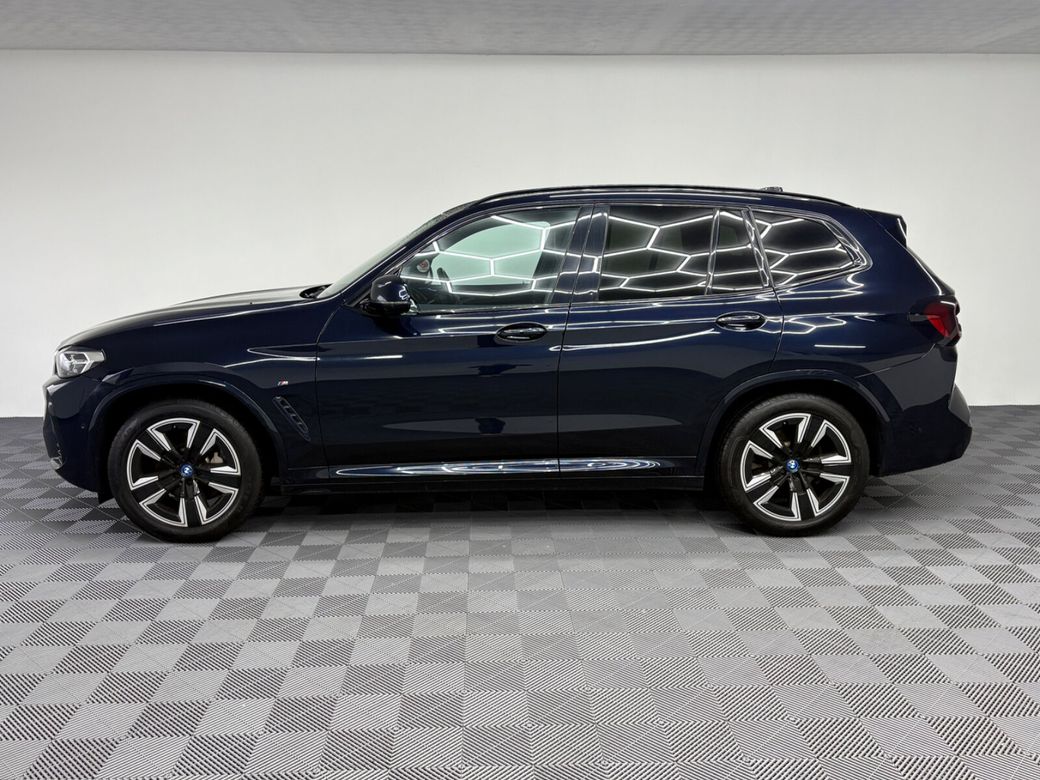 2022 BMW iX3