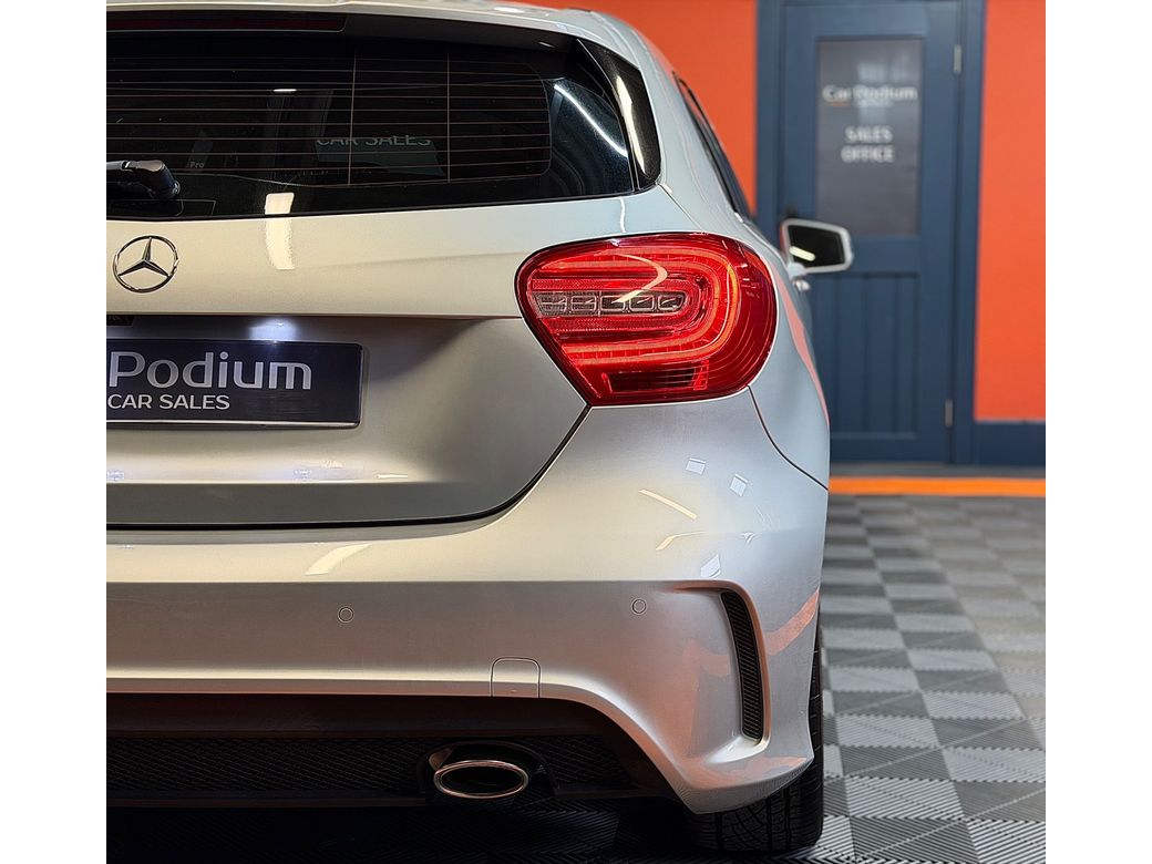 2015 Mercedes-Benz A 180