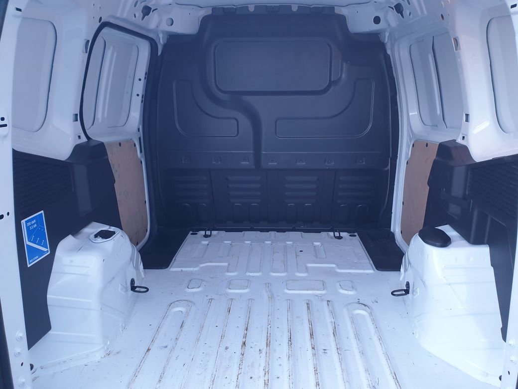 2022 Ford Transit Courier