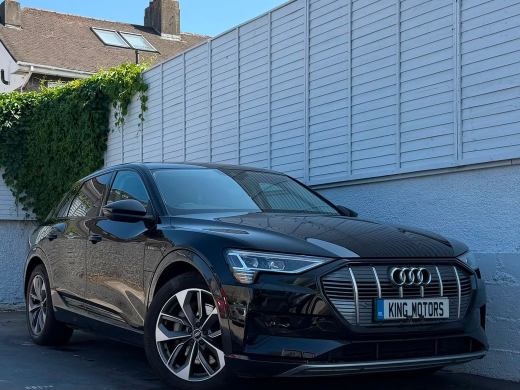 2022 Audi e-tron
