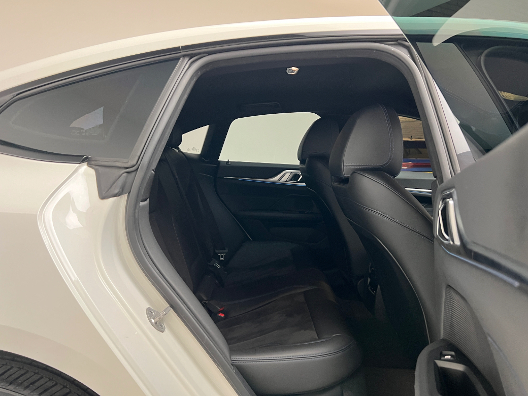 2022 BMW i4