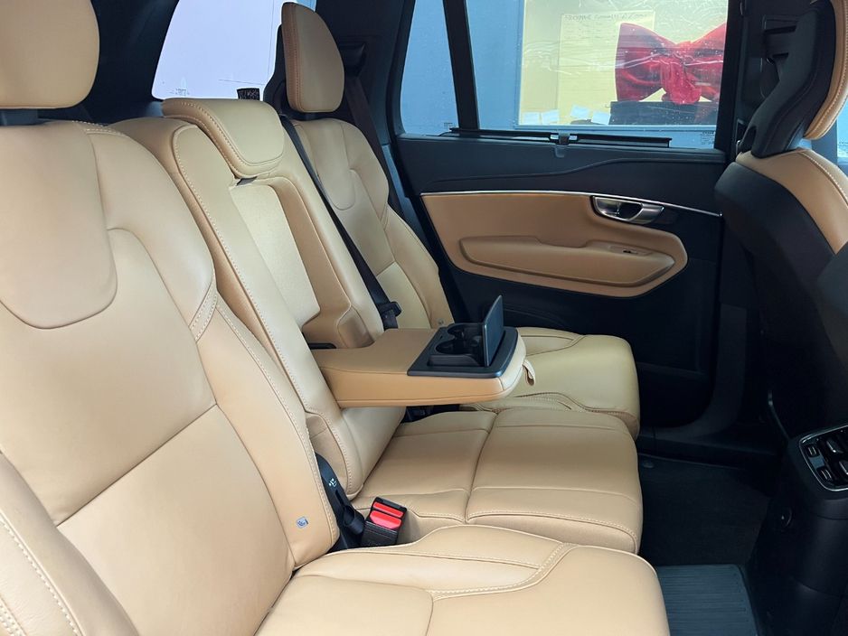 2023 Volvo XC90