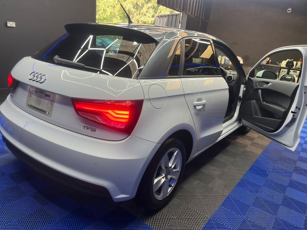 2015 Audi A1