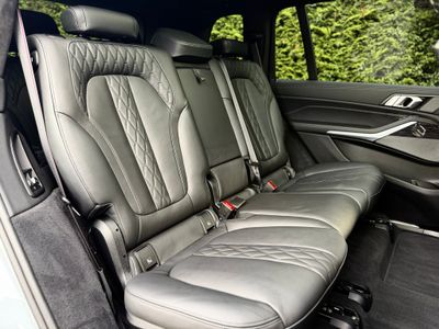 2024 BMW X7