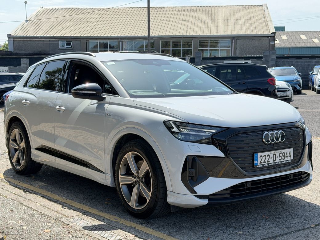 2022 Audi Q4