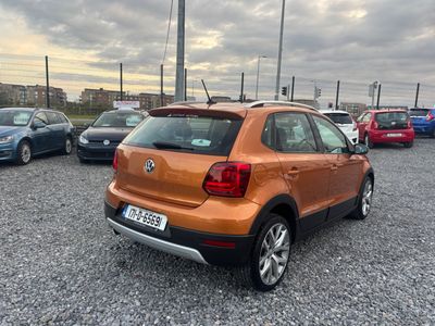 2017 Volkswagen Polo